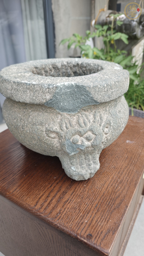 古玩雜項(xiàng)石頭三足獸面爐真品鑒賞圖