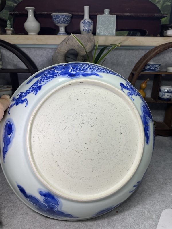 古玩陶瓷清早期雍正青花過墻龍紋大盤拍賣,當前價格6799元