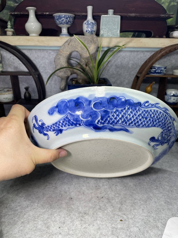 古玩陶瓷清早期雍正青花過墻龍紋大盤拍賣,當前價格6799元