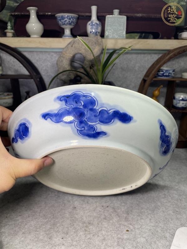 古玩陶瓷青花過墻龍紋盤真品鑒賞圖