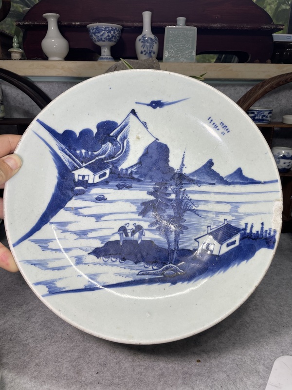 古玩陶瓷雍正傳世青花山水人物大盤拍賣,當(dāng)前價格4799元
