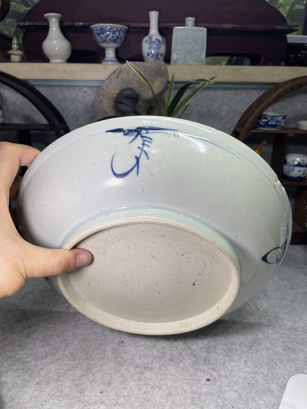 古玩陶瓷雍正傳世青花山水人物大盤拍賣,當(dāng)前價格4799元