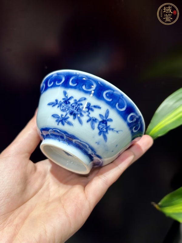 古玩陶瓷青花三多紋茶碗真品鑒賞圖