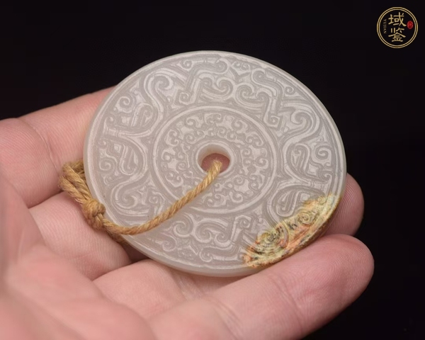 古玩玉器做舊仿古“獸面紋玉璧”真品鑒賞圖