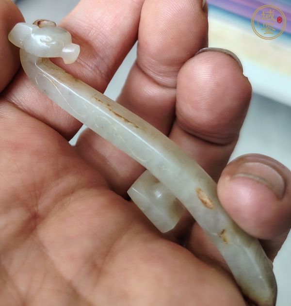 古玩玉器和田玉帶鉤真品鑒賞圖