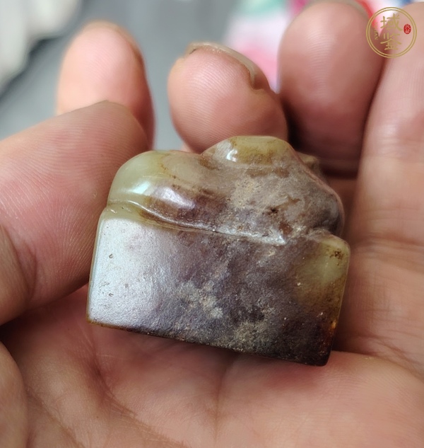 古玩玉器仿古玉雕獸扭印真品鑒賞圖