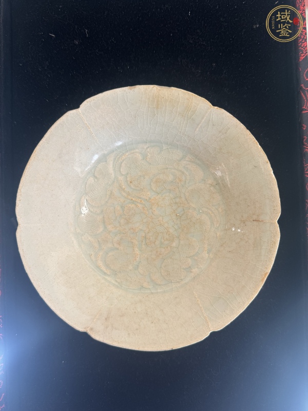古玩陶瓷青白釉刻花葵口盤真品鑒賞圖
