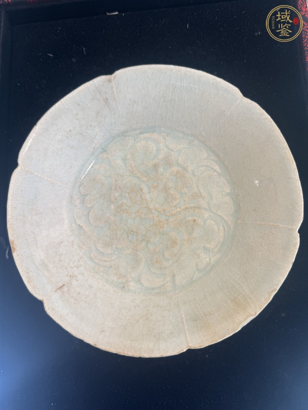 古玩陶瓷青白釉刻花葵口盤真品鑒賞圖