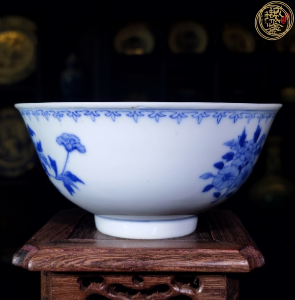 古玩陶瓷青花碗真品鑒賞圖