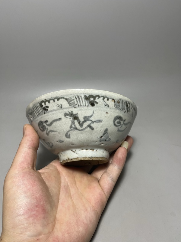 古玩轉賣明代青花海馬圖碗拍賣，當前價格2600元