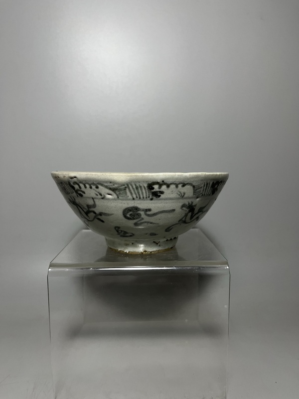 古玩陶瓷明代青花海馬圖碗拍賣,當前價格600元