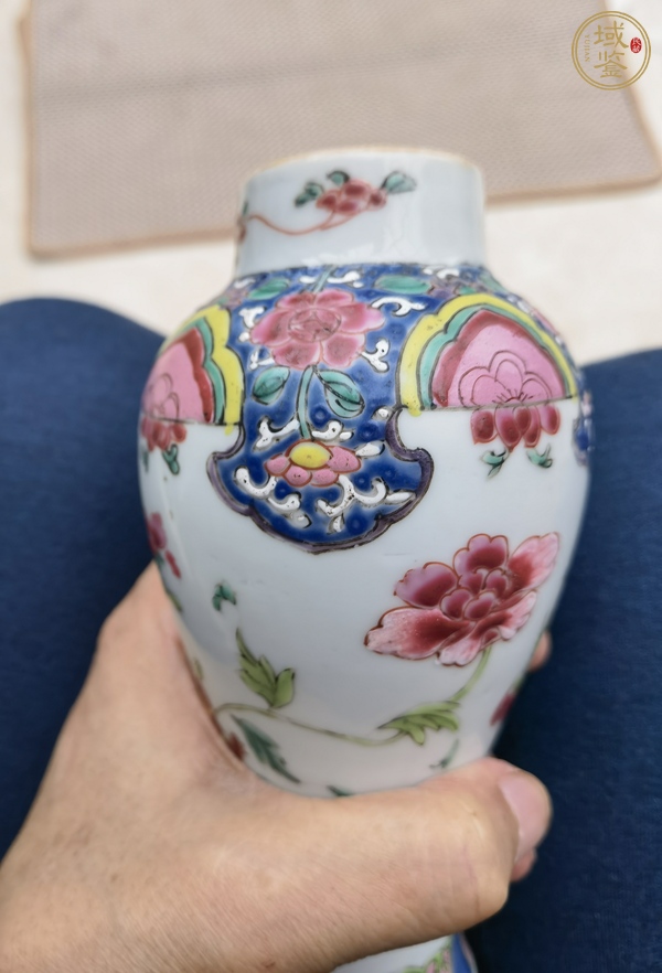 古玩陶瓷雍正粉彩瓶真品鑒賞圖