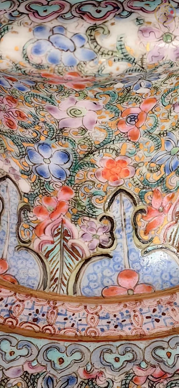 古玩陶瓷粉彩人物瓶真品鑒賞圖