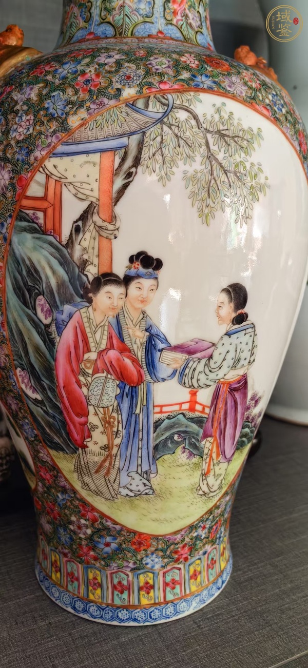 古玩陶瓷粉彩人物瓶真品鑒賞圖