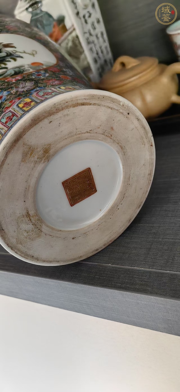 古玩陶瓷粉彩人物瓶真品鑒賞圖