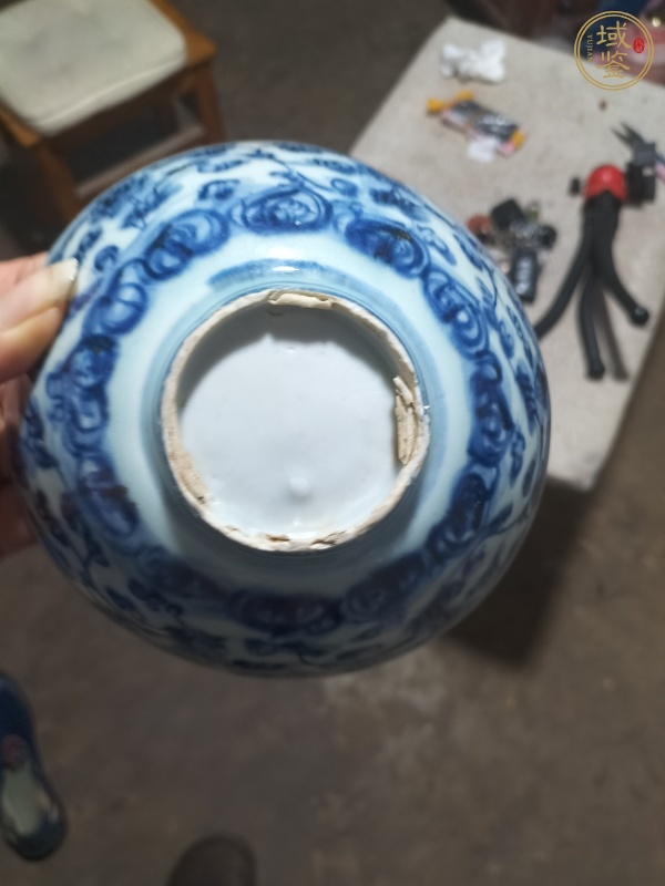古玩陶瓷明中期 青花蓮?fù)邪藢毤y碗真品鑒賞圖