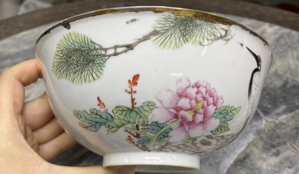 古玩陶瓷粉彩松鶴延年圖茶碗拍賣(mài)，當(dāng)前價(jià)格704元
