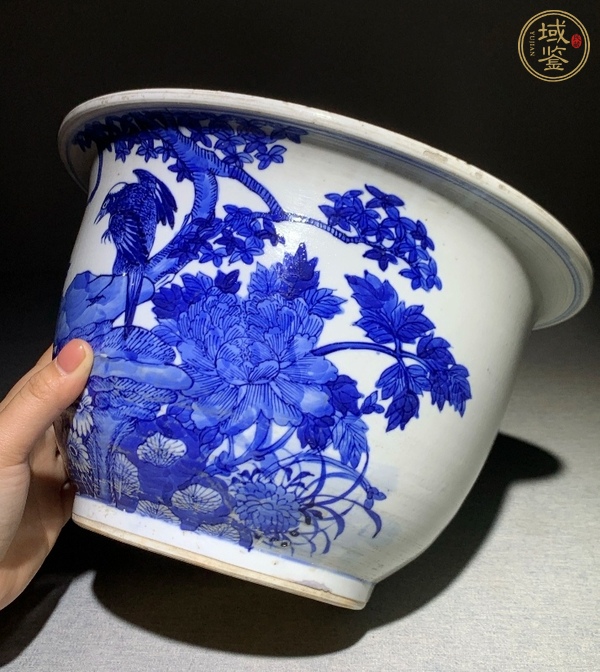 古玩陶瓷花鳥紋青花花盆真品鑒賞圖