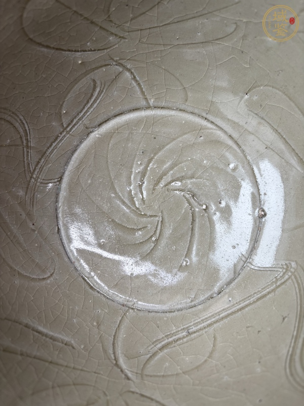 古玩陶瓷宋代 青瓷碗真品鑒賞圖
