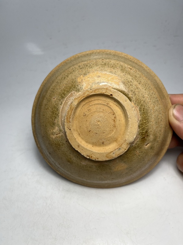 古玩陶瓷（五代十國）越窯青瓷茶盞（越窯老窯精品玻璃質(zhì)感）拍賣，當(dāng)前價格0元