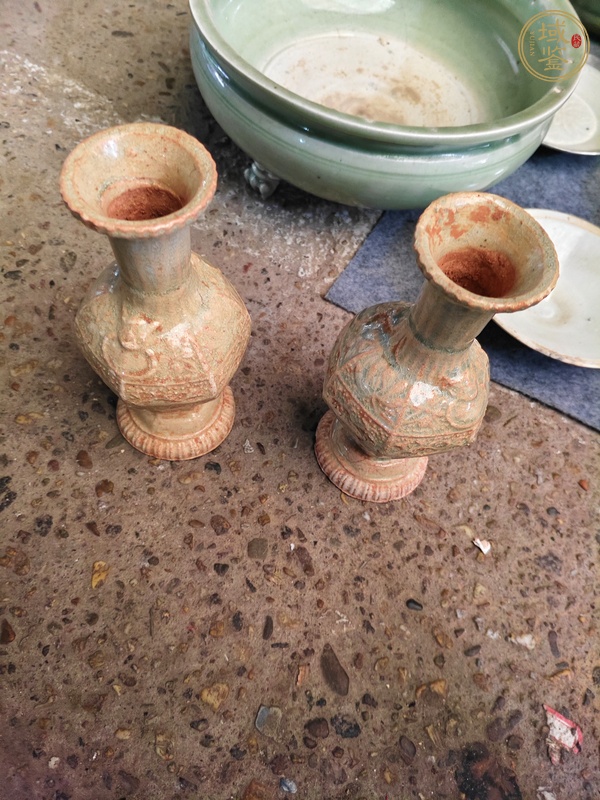 古玩陶瓷云市窯青白釉盤口瓶真品鑒賞圖