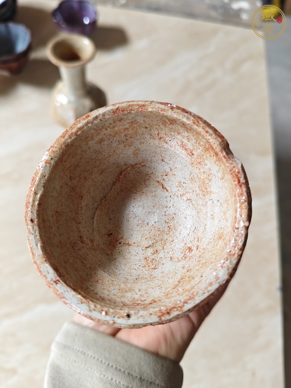 古玩陶瓷云市窯青白釉盤口瓶真品鑒賞圖