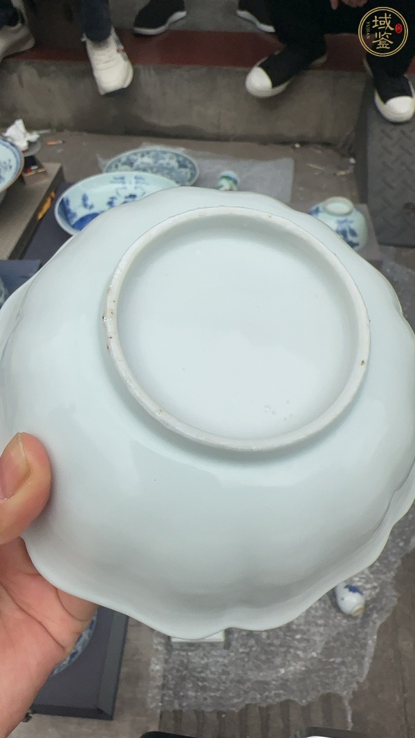 古玩陶瓷白釉葵口碗真品鑒賞圖
