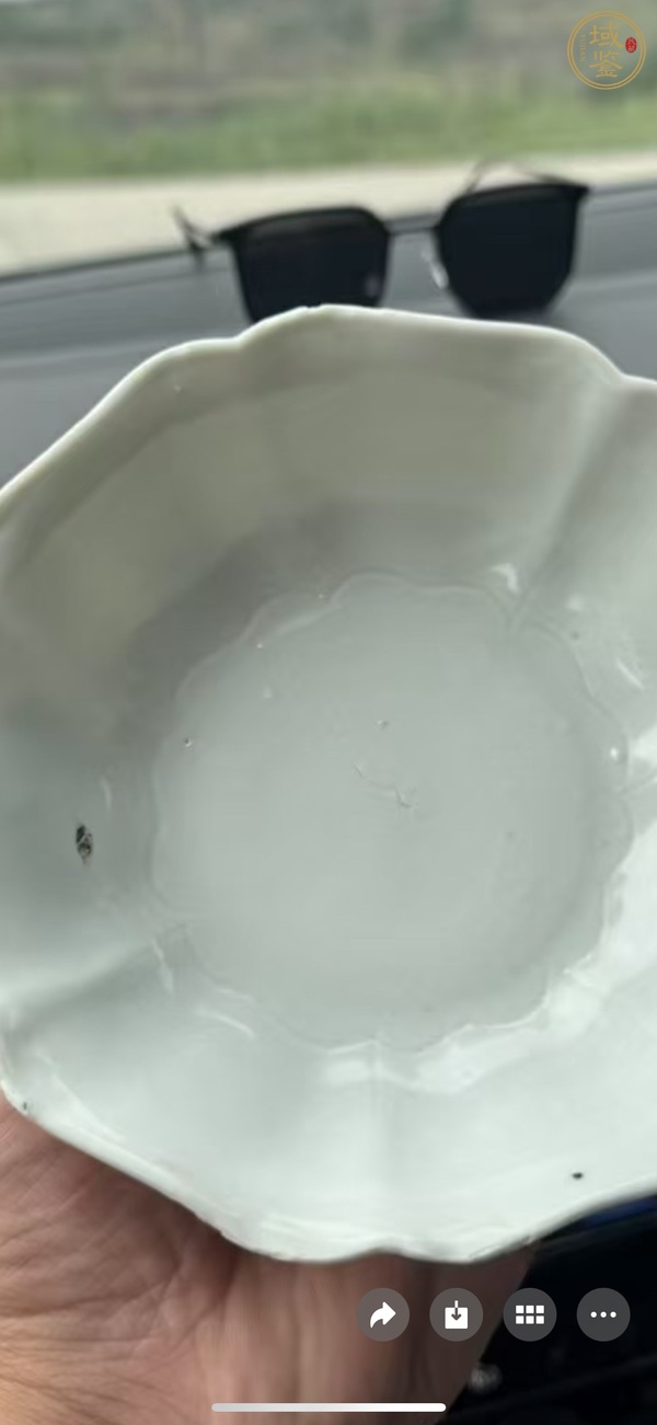 古玩陶瓷白釉葵口碗真品鑒賞圖