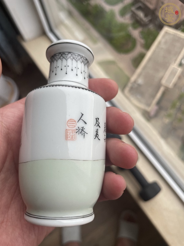 古玩陶瓷粉彩仕女紋棒槌瓶 真品鑒賞圖