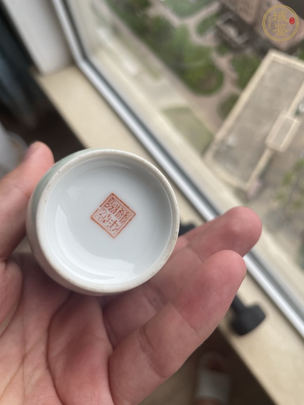 古玩陶瓷粉彩仕女紋棒槌瓶 真品鑒賞圖