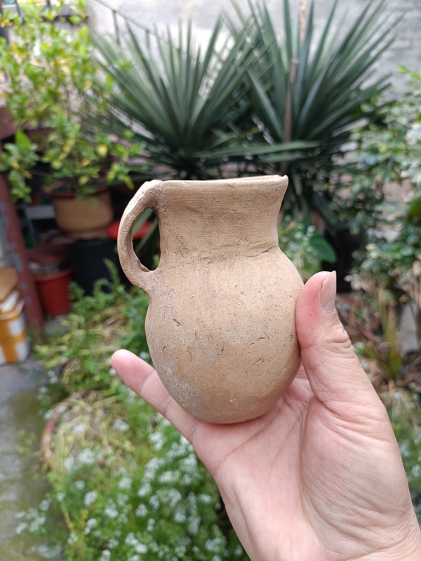 古玩陶瓷館藏級4300年前齊家文化單耳陶壺拍賣，當(dāng)前價格1880元
