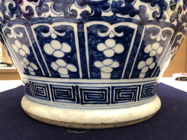古玩陶瓷青花花卉紋洗口瓶真品鑒賞圖