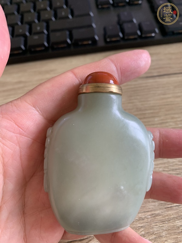 古玩玉器80年代仿清鋪首鼻煙壺真品鑒賞圖