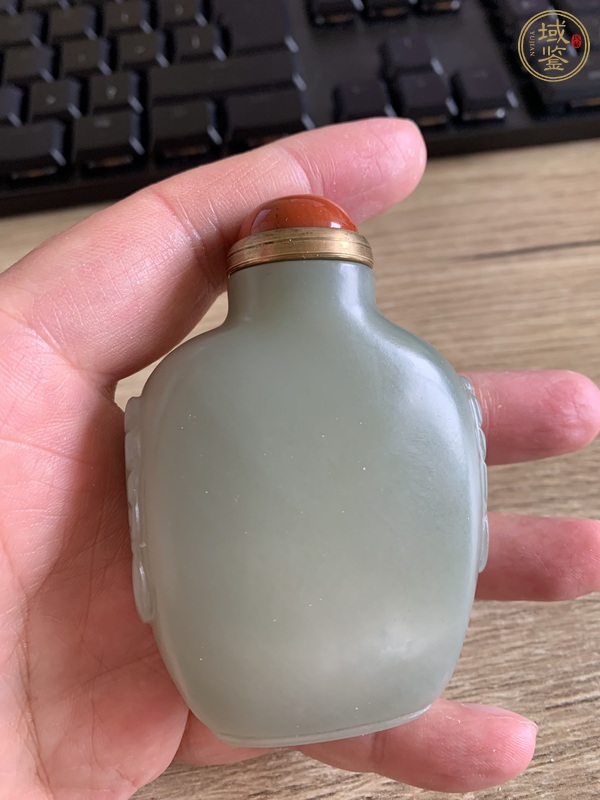 古玩玉器80年代仿清鋪首鼻煙壺真品鑒賞圖