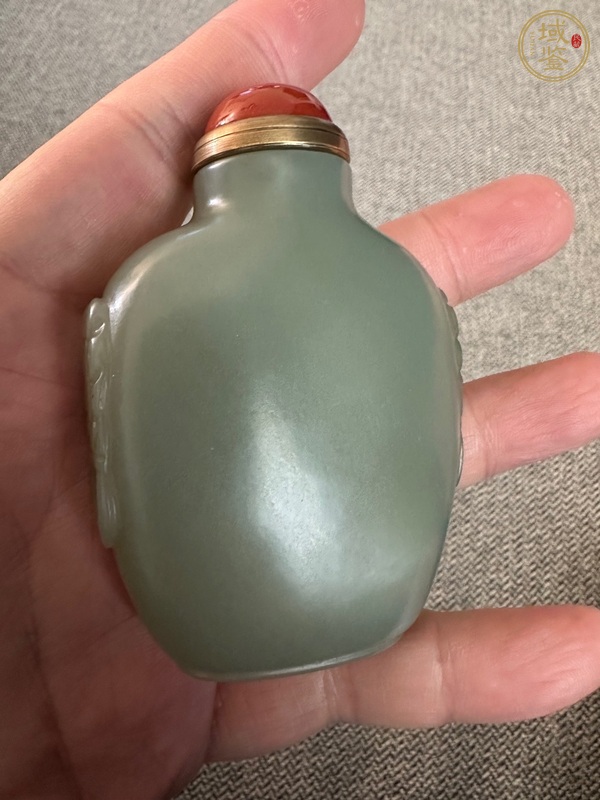 古玩玉器80年代仿清鋪首鼻煙壺真品鑒賞圖