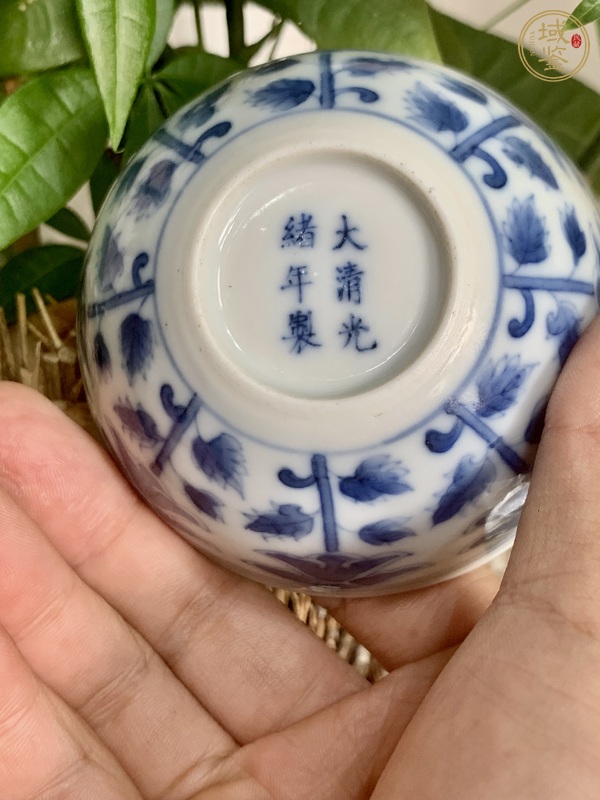 古玩陶瓷青花杯真品鑒賞圖