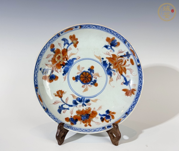 古玩陶瓷清康熙 · 青花礬紅花卉盤真品鑒賞圖