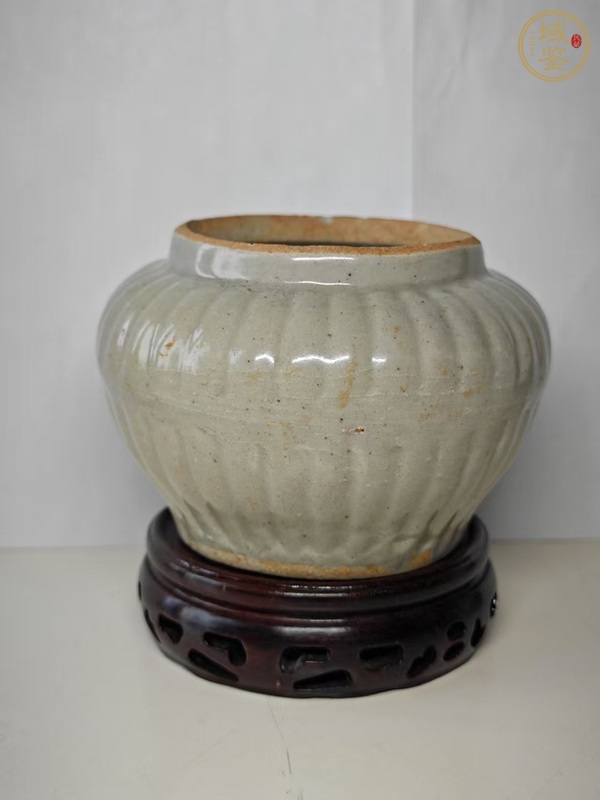 古玩陶瓷青白釉瓜棱罐真品鑒賞圖