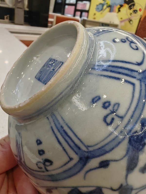 古玩陶瓷清中期青花碗真品鑒賞圖