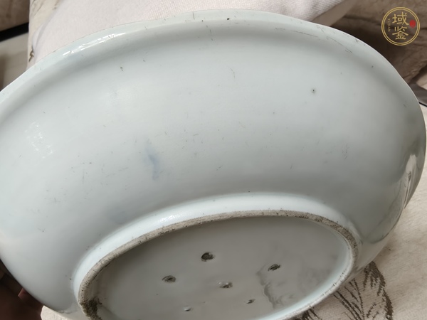 古玩陶瓷山水紋青花盤真品鑒賞圖