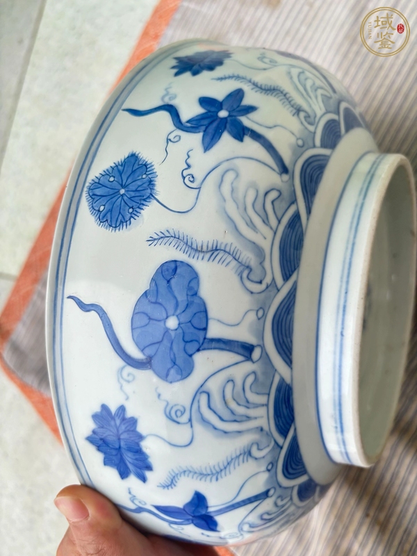 古玩陶瓷青花荷蓮紋墩式碗，注意品相真品鑒賞圖