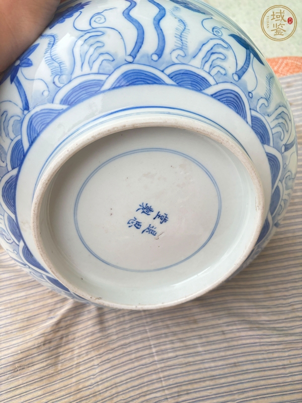 古玩陶瓷青花荷蓮紋墩式碗，注意品相真品鑒賞圖