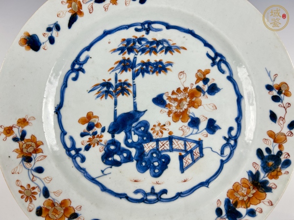 古玩陶瓷清康熙 · 青花礬紅花卉盤真品鑒賞圖