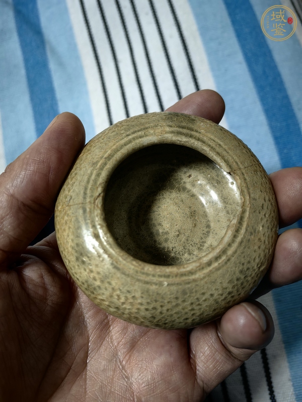 古玩陶瓷青瓷水盂真品鑒賞圖