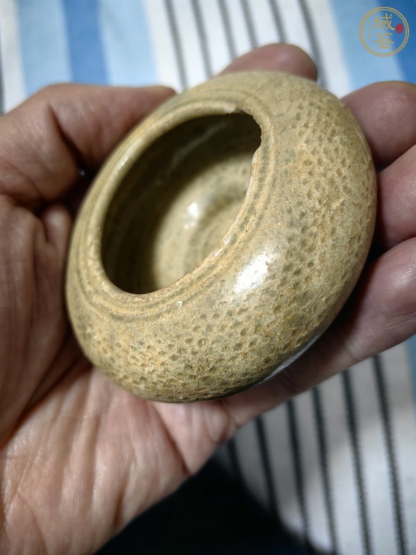 古玩陶瓷青瓷水盂真品鑒賞圖