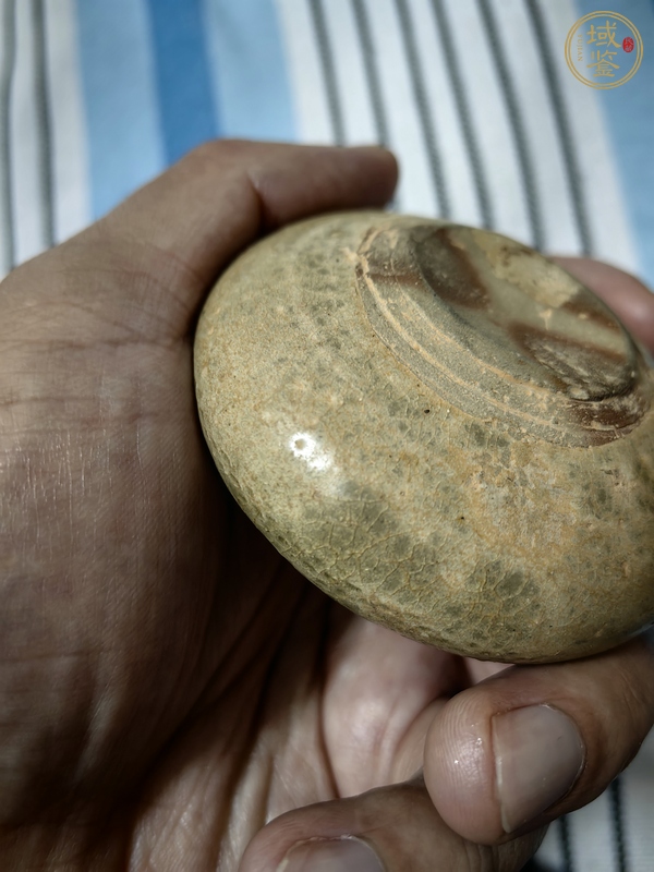 古玩陶瓷青瓷水盂真品鑒賞圖