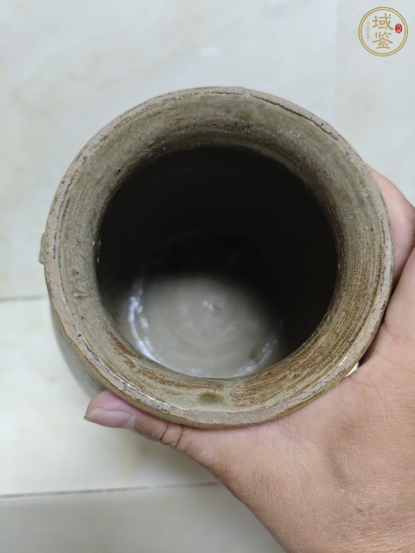 古玩陶瓷青釉罐真品鑒賞圖