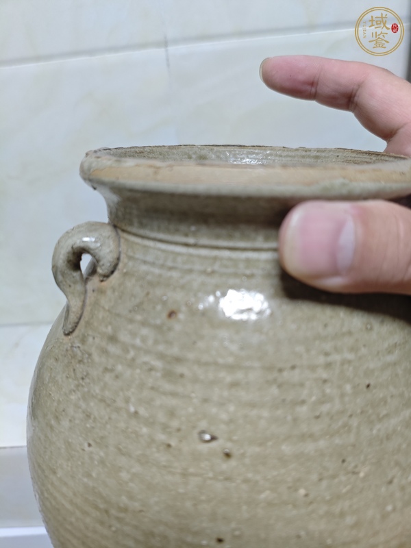 古玩陶瓷青釉罐真品鑒賞圖