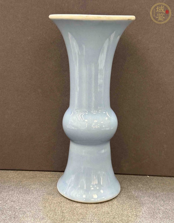 古玩陶瓷天藍(lán)釉花觚真品鑒賞圖