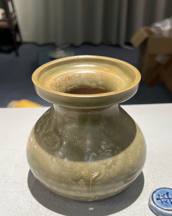 古玩轉(zhuǎn)賣兩晉南北朝越窯青瓷盤口壺拍賣，當(dāng)前價(jià)格0元